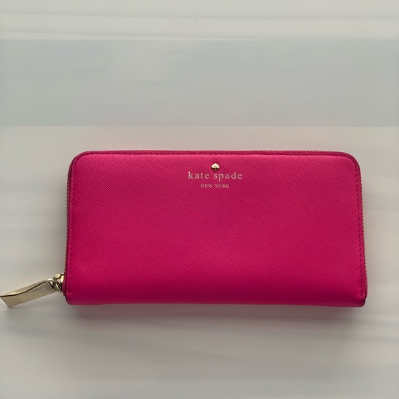 kate spade Handbags - Kate Spade Pink Lacy Wallet